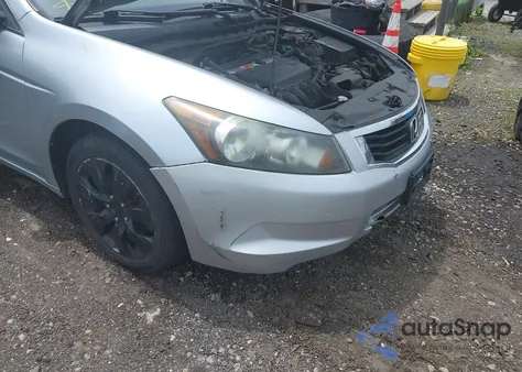 2009 Honda Accord 2.4 Ex-L z USA, uszkodzony, nr VIN 1HGCP26889A137441